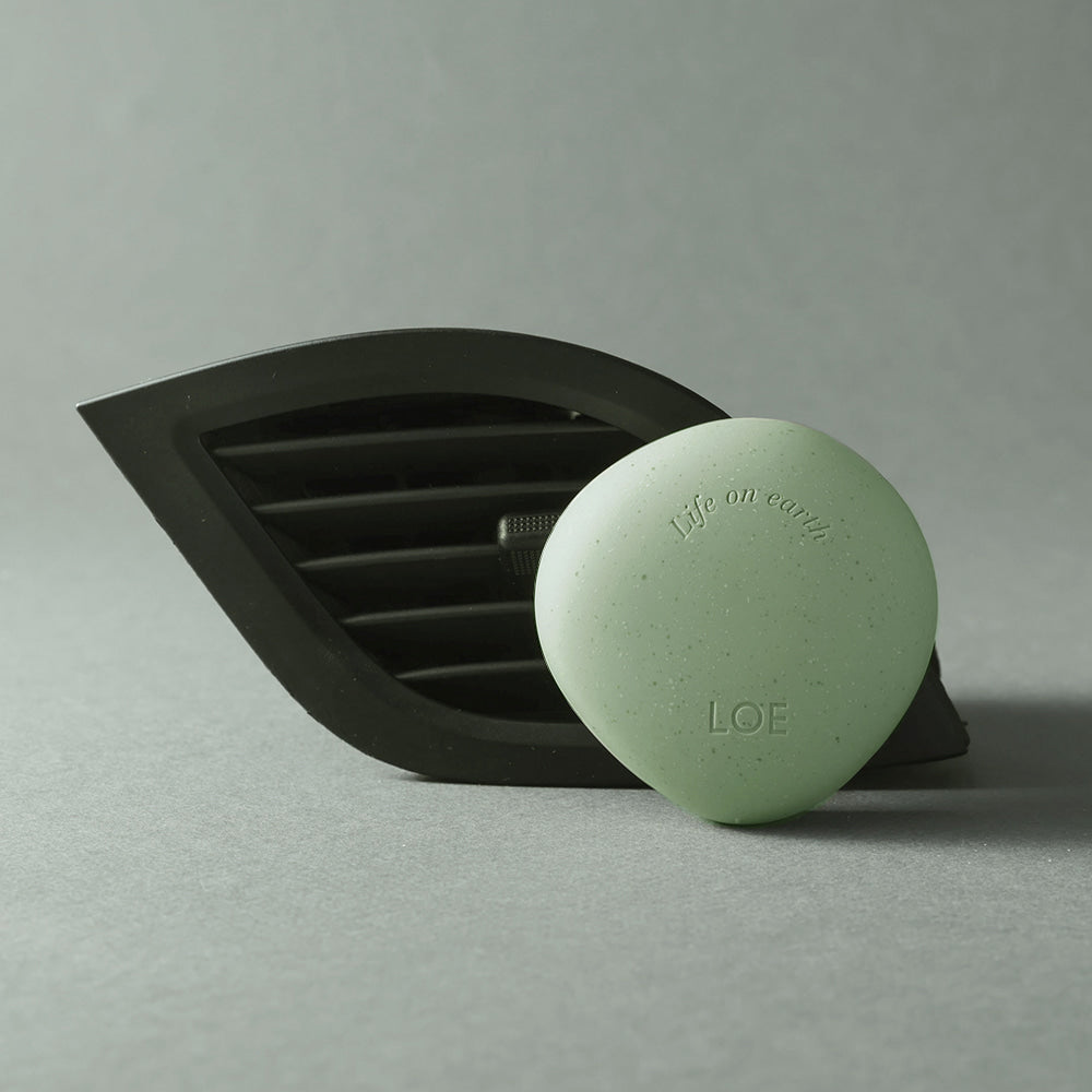 【預購】LOE - LE SSERAFIM [Fim Trip] 同款 車用擴香組（外殼+香氛膠囊）